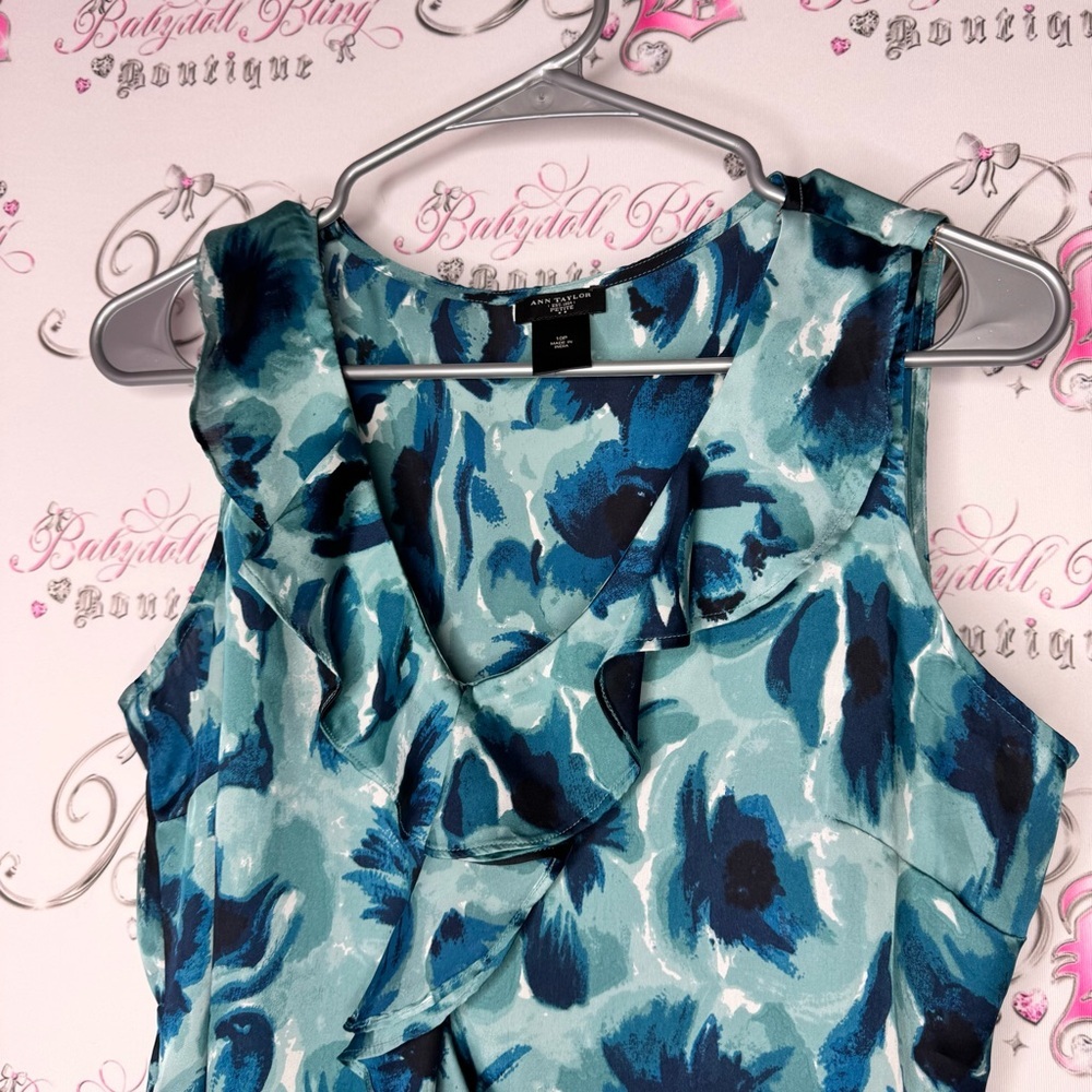 Ann Taylor tank top ruffle frilly Floral Sleeveless Blouse in Blue and Green - Picture 10 of 12